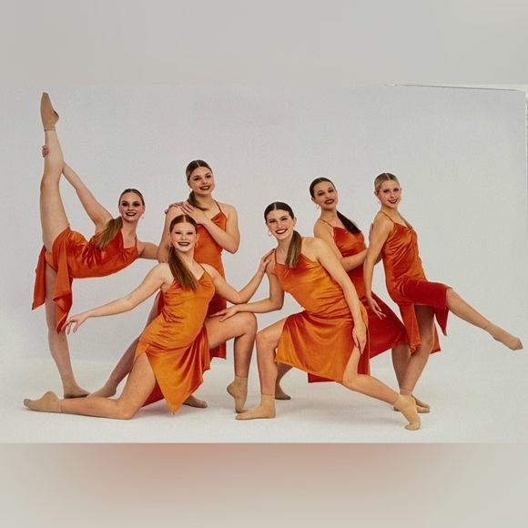 Orange Velvet Lyrical Dance Costume size large adult - Picture 6 of 7